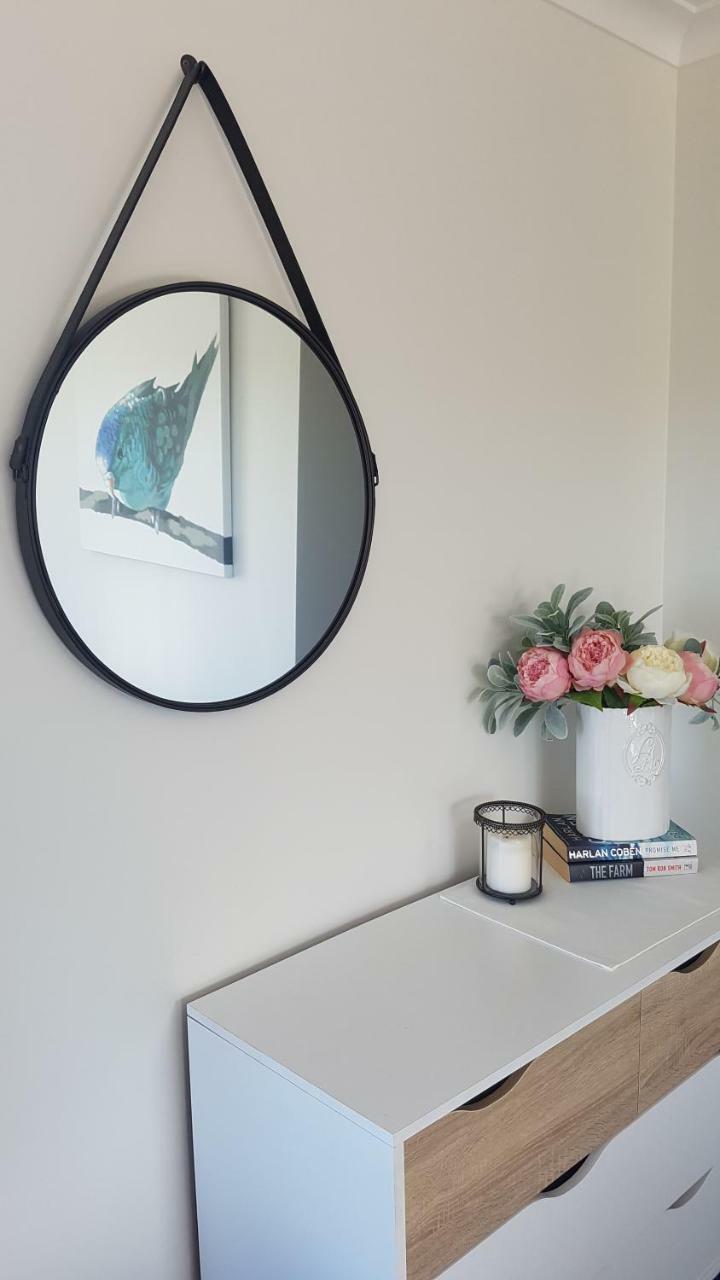 Above The River Karapiro Bed & Breakfast 외부 사진